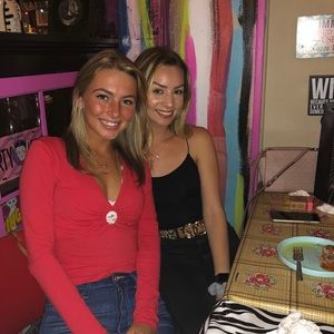 Meet your Posher, Nicole